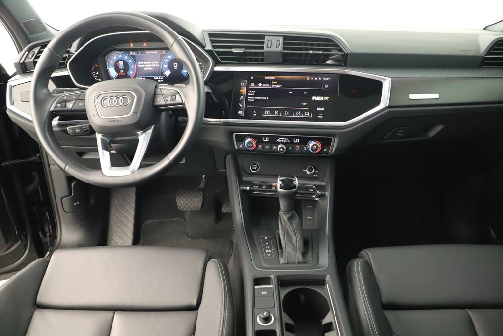 Used 2024 Audi Q3 2.0T Premium w/ Convenience Package AWD/4WD image 19