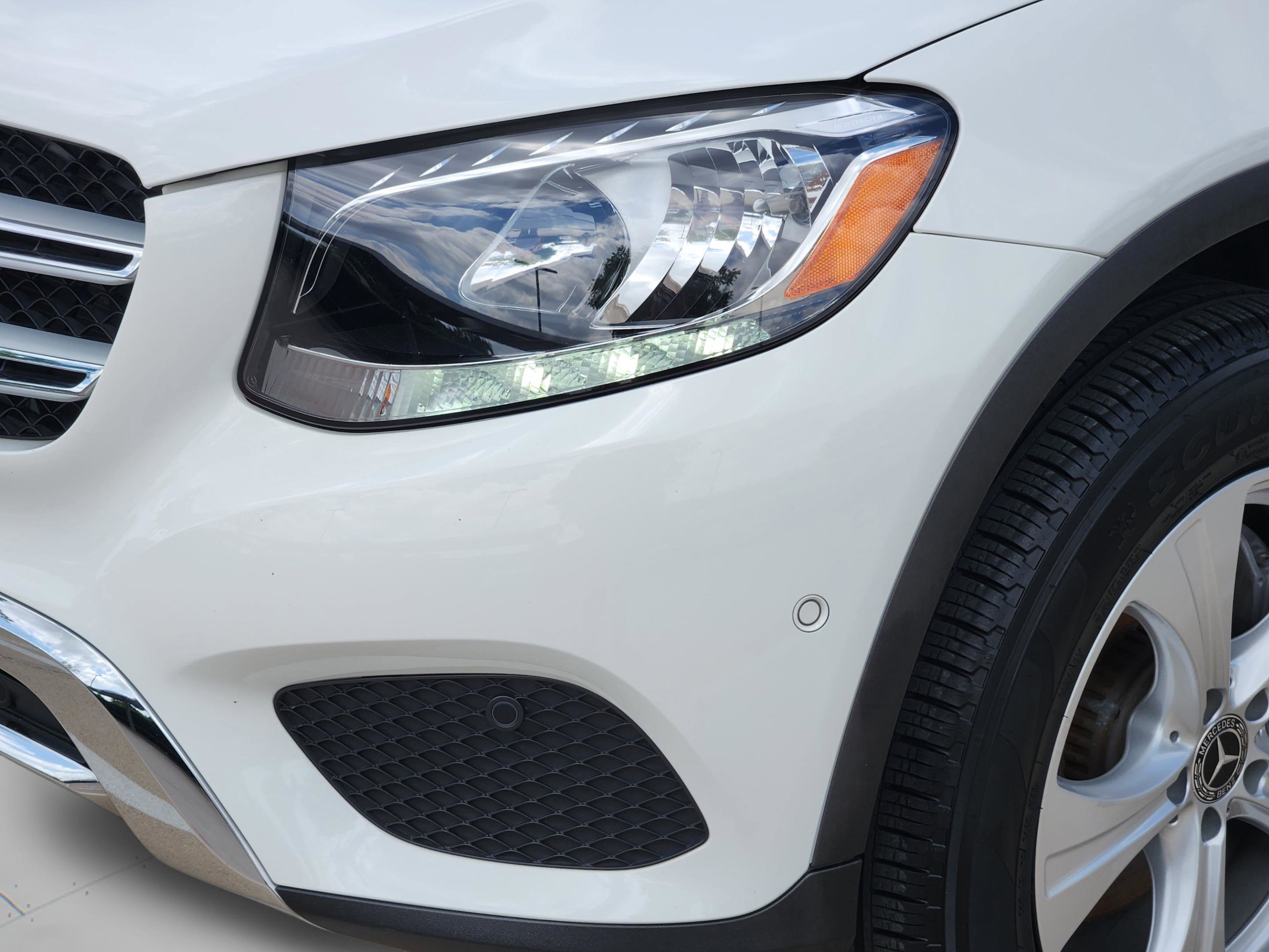 Used 2018 Mercedes-Benz GLC 300 4MATIC image 27