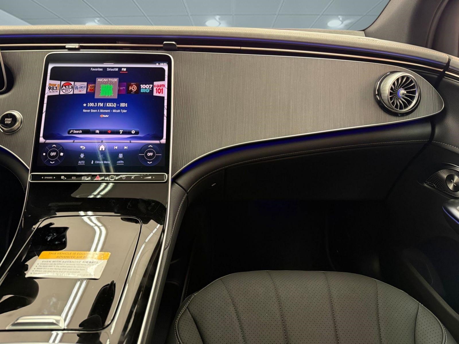 New 2026 Mercedes-Benz EQE 320 4MATIC SUV image 27