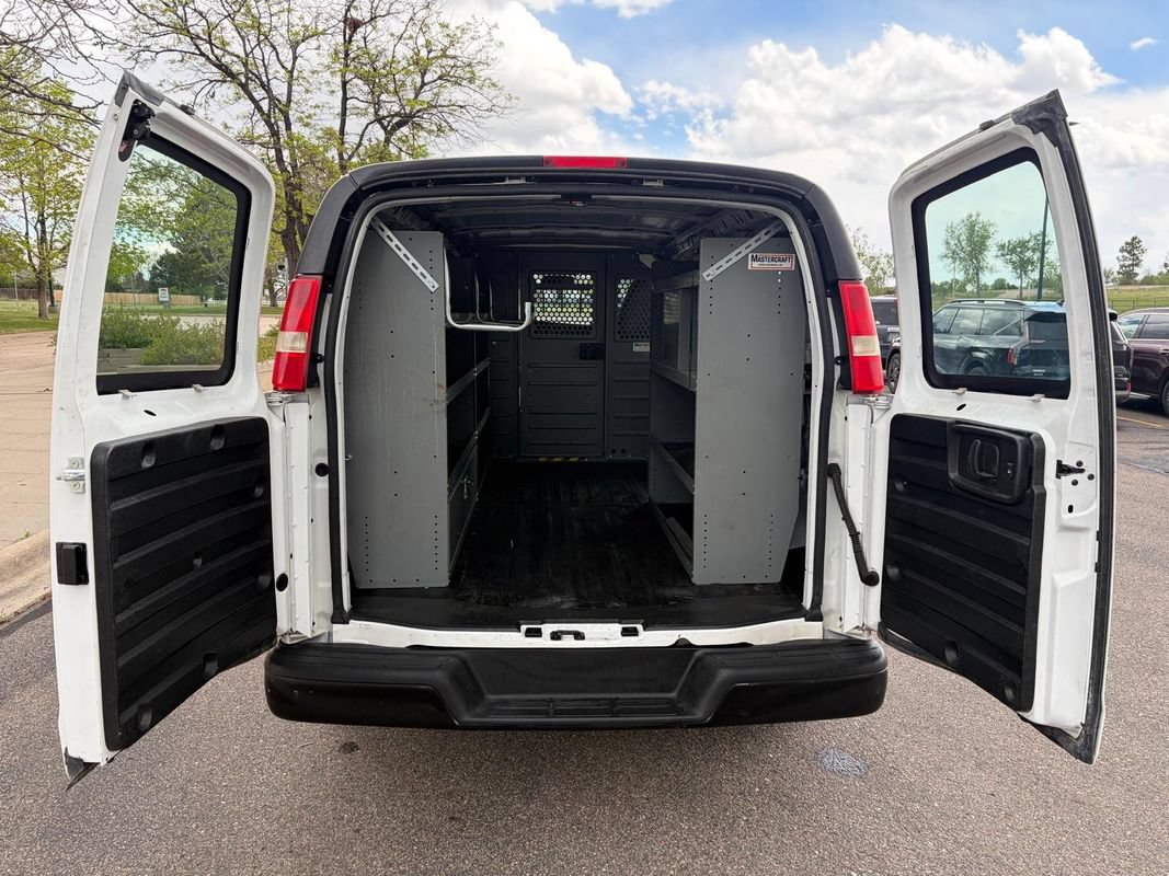 Used 2012 Chevrolet Express 1500 AWD image 22