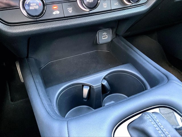 Used 2023 Honda HR-V LX image 26