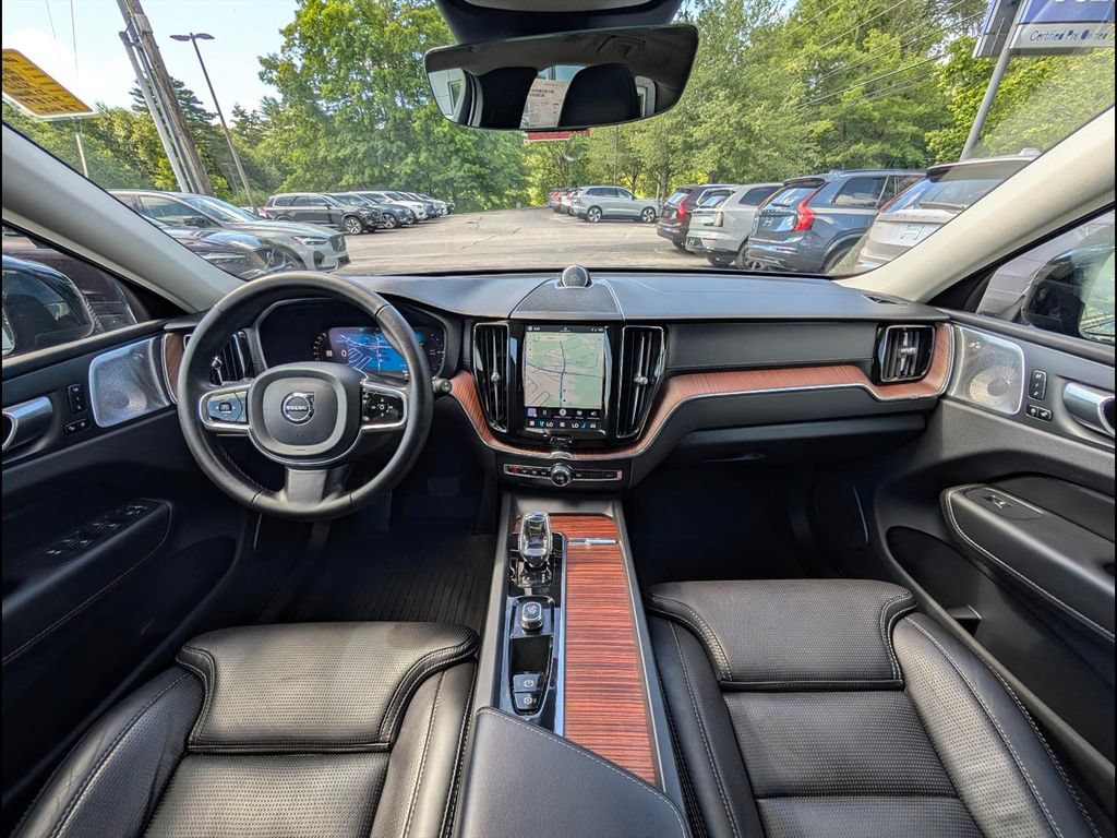 Certified 2023 Volvo XC60 T8 Ultimate w/ Climate Package AWD/4WD image 12
