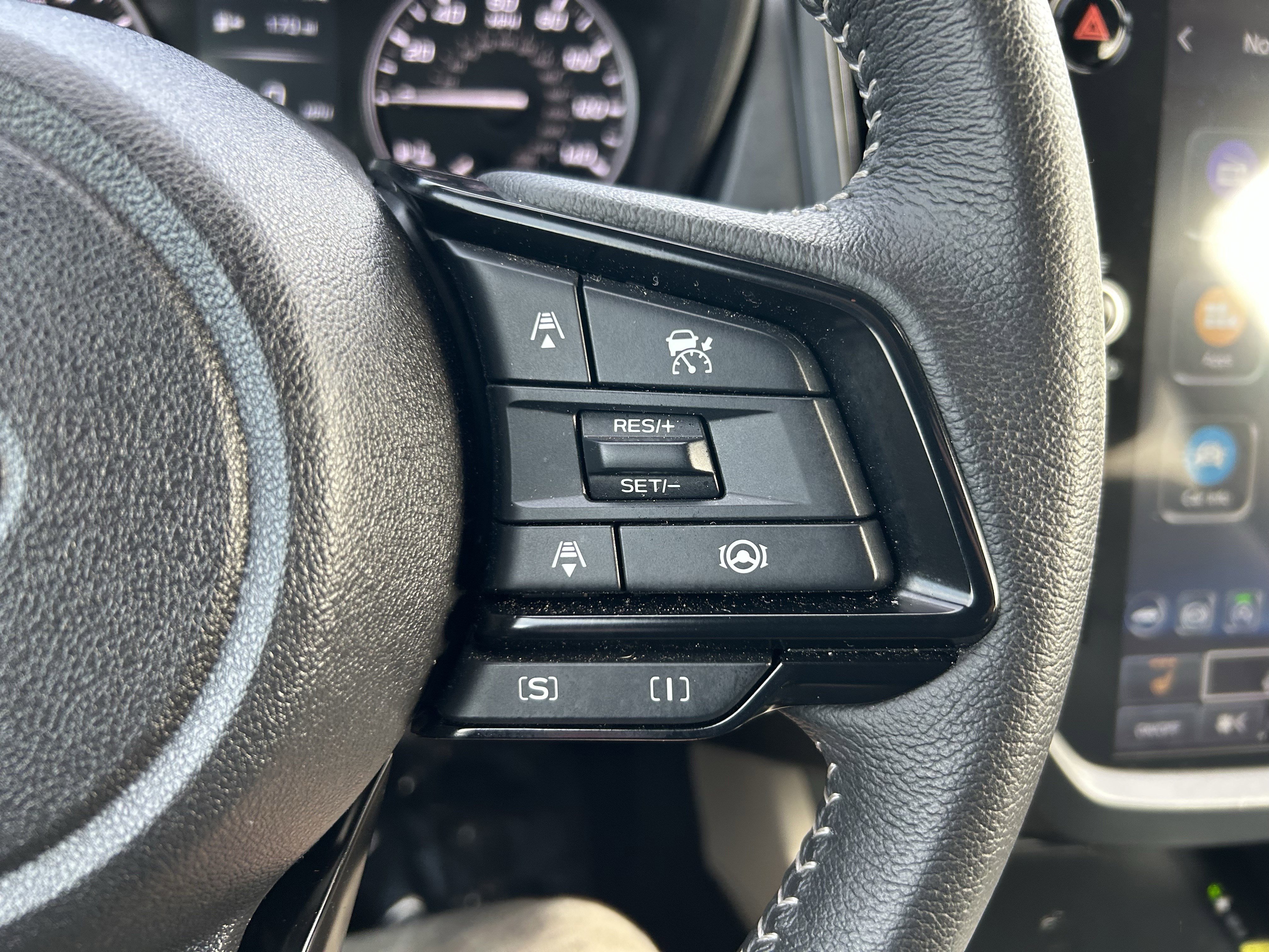 Certified 2025 Subaru Forester Premium image 16