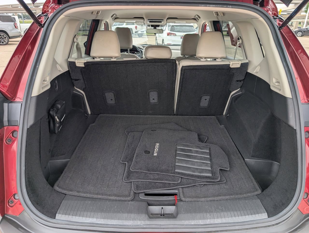 Certified 2021 Nissan Rogue SV FWD image 26