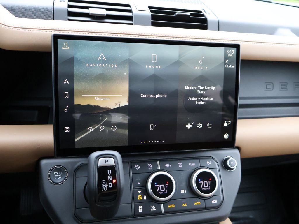 New 2026 Land Rover Defender 110 S AWD/4WD image 21