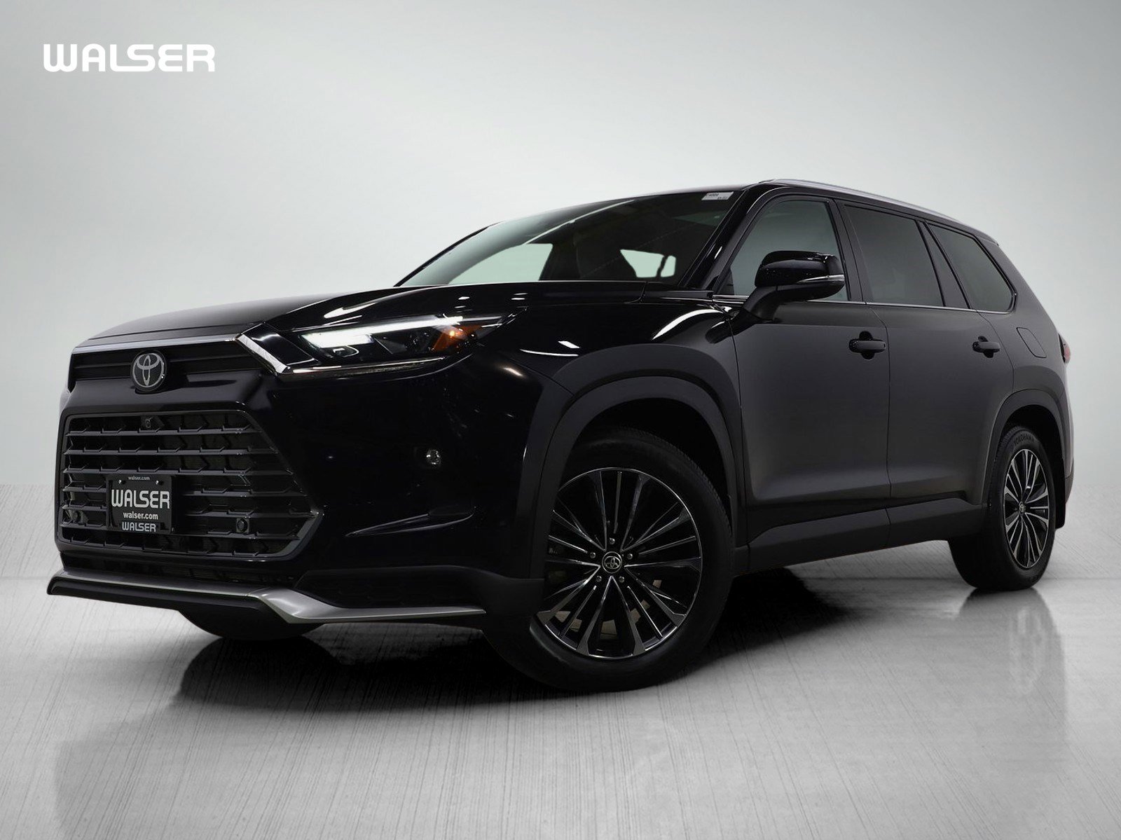 Used 2024 Toyota Grand Highlander AWD Hybrid image 1