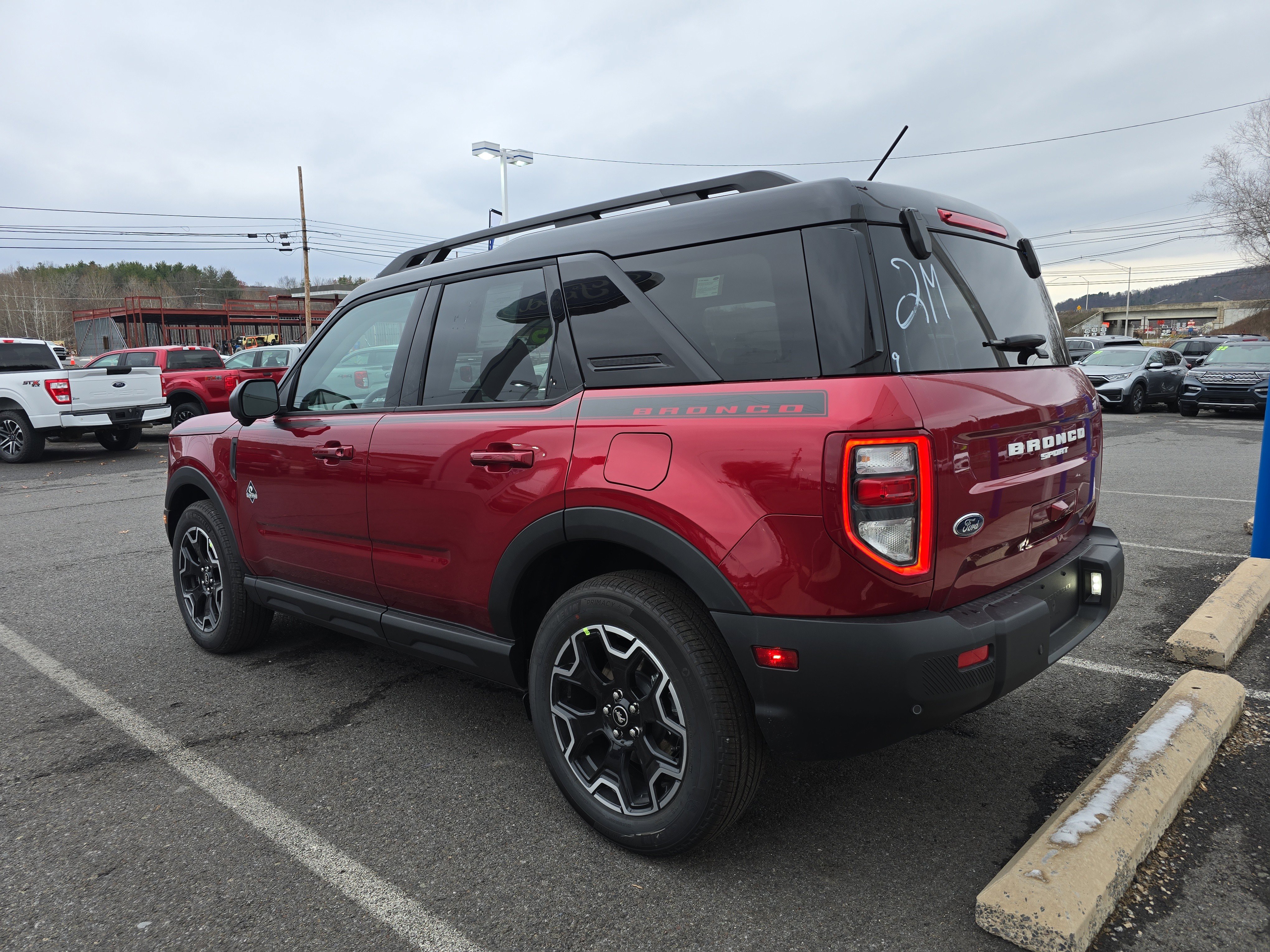 New 2025 Ford Bronco Sport Outer Banks w/ Outer Banks Tech Package+ image 6