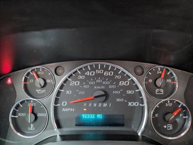 Used 2018 Chevrolet Express 2500 w/ Driver Convenience Package image 11