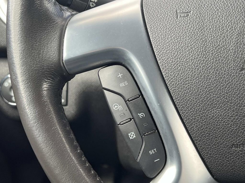 Used 2016 Chevrolet Traverse LTZ FWD image 23
