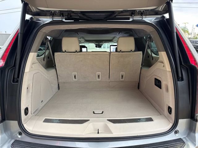 Used 2023 Cadillac Escalade ESV Sport Platinum image 10