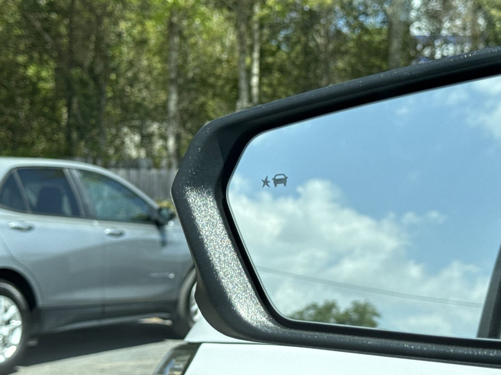 Used 2023 GMC Terrain SLE w/ Driver Convenience Package AWD/4WD image 15