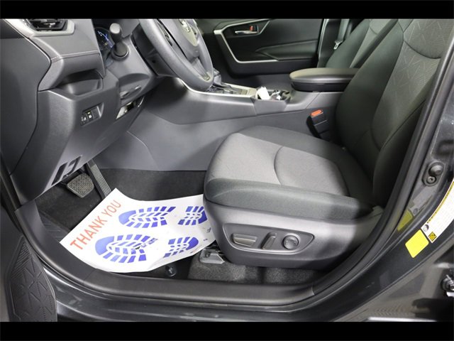 Used 2025 Toyota RAV4 XLE image 19