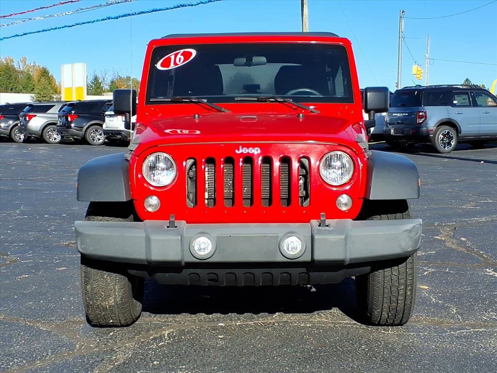 Used 2016 Jeep Wrangler Unlimited Sport image 2