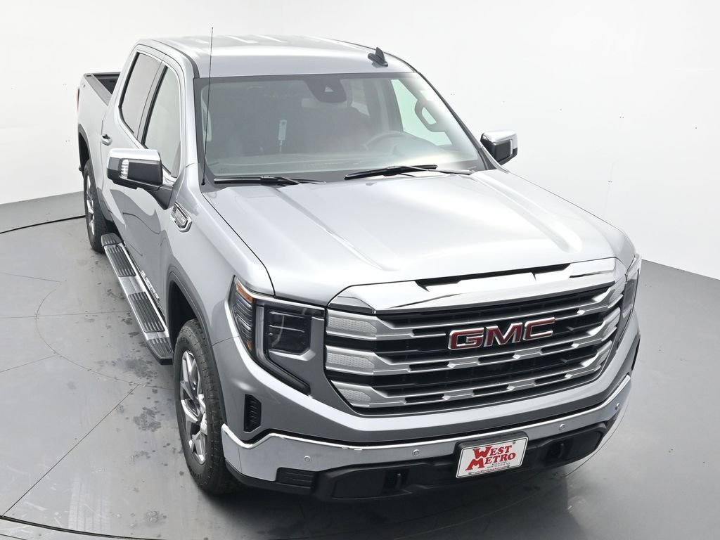New 2026 GMC Sierra 1500 SLE image 4
