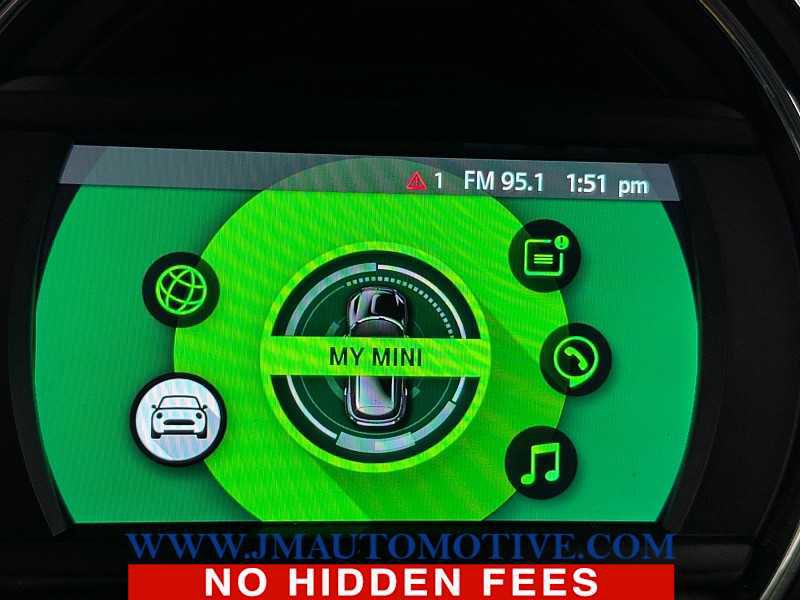 Used 2019 MINI Cooper S w/ Signature Upholstery Package image 25