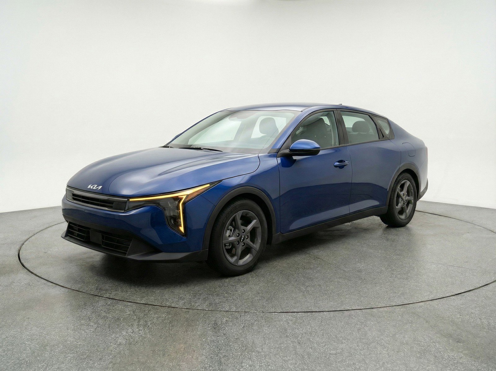 Used 2025 Kia K4 FWD image 3