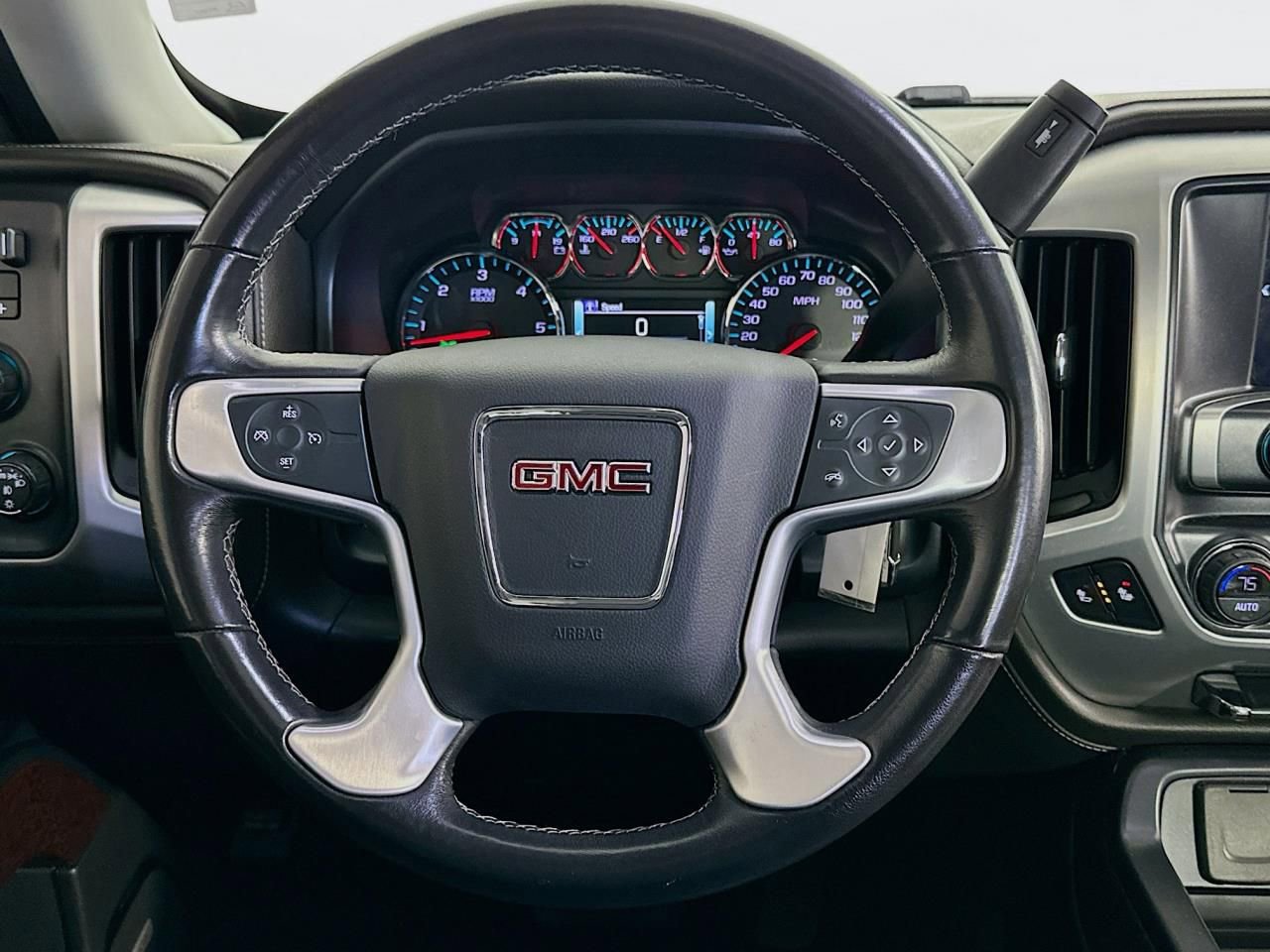 Used 2018 GMC Sierra 1500 SLT w/ SLT Premium Package AWD/4WD image 14