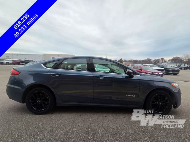 Used 2019 Ford Fusion SE image 9