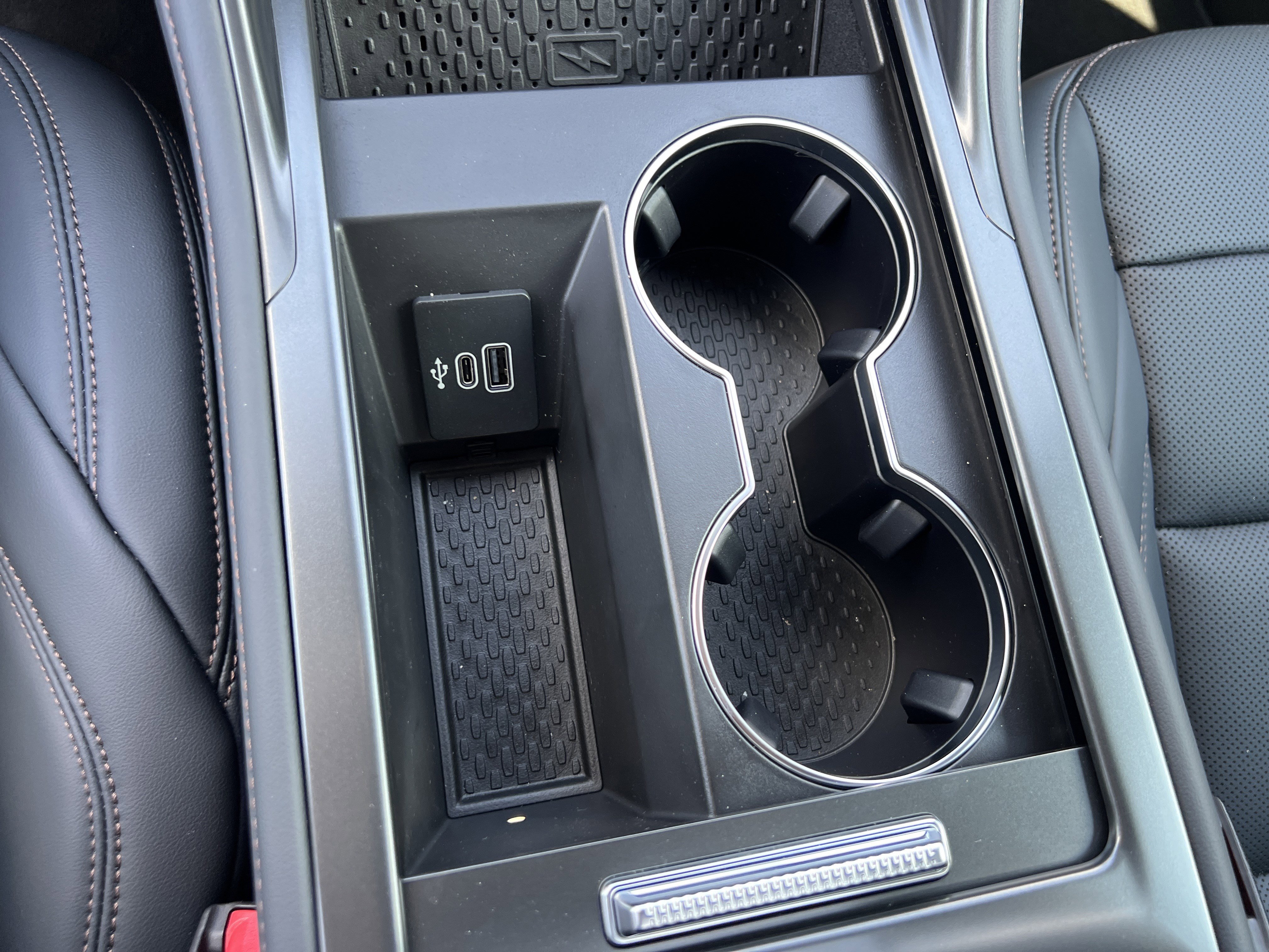 New 2025 Lincoln Nautilus Premier w/ Equipment Group 102A image 22