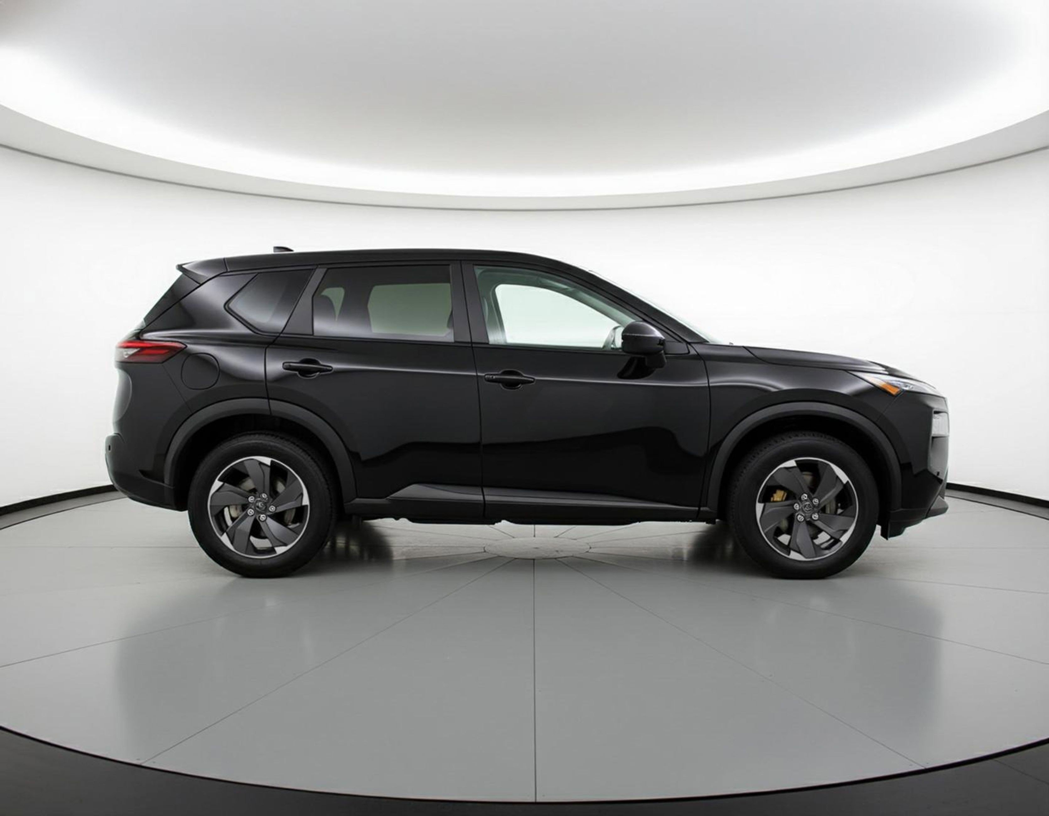 Used 2025 Nissan Rogue SV image 11