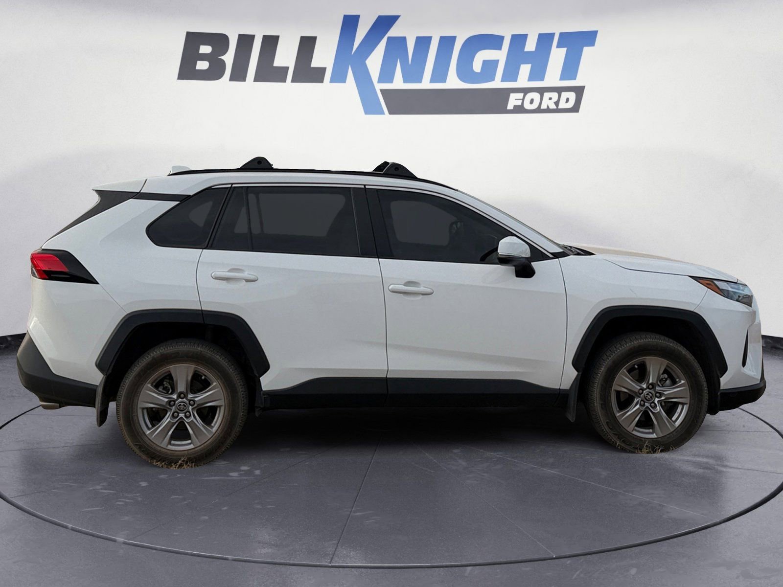 Used 2023 Toyota RAV4 XLE image 6
