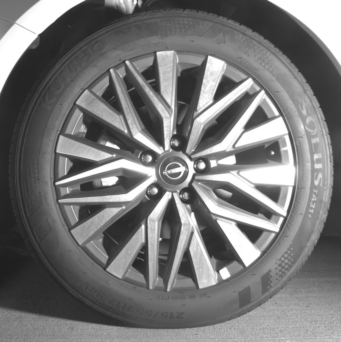 Used 2025 Nissan Altima 2.5 SV image 12