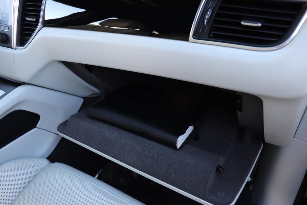 Used 2017 Porsche Macan S image 53