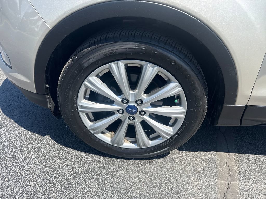 Used 2017 Ford Escape Titanium FWD image 20