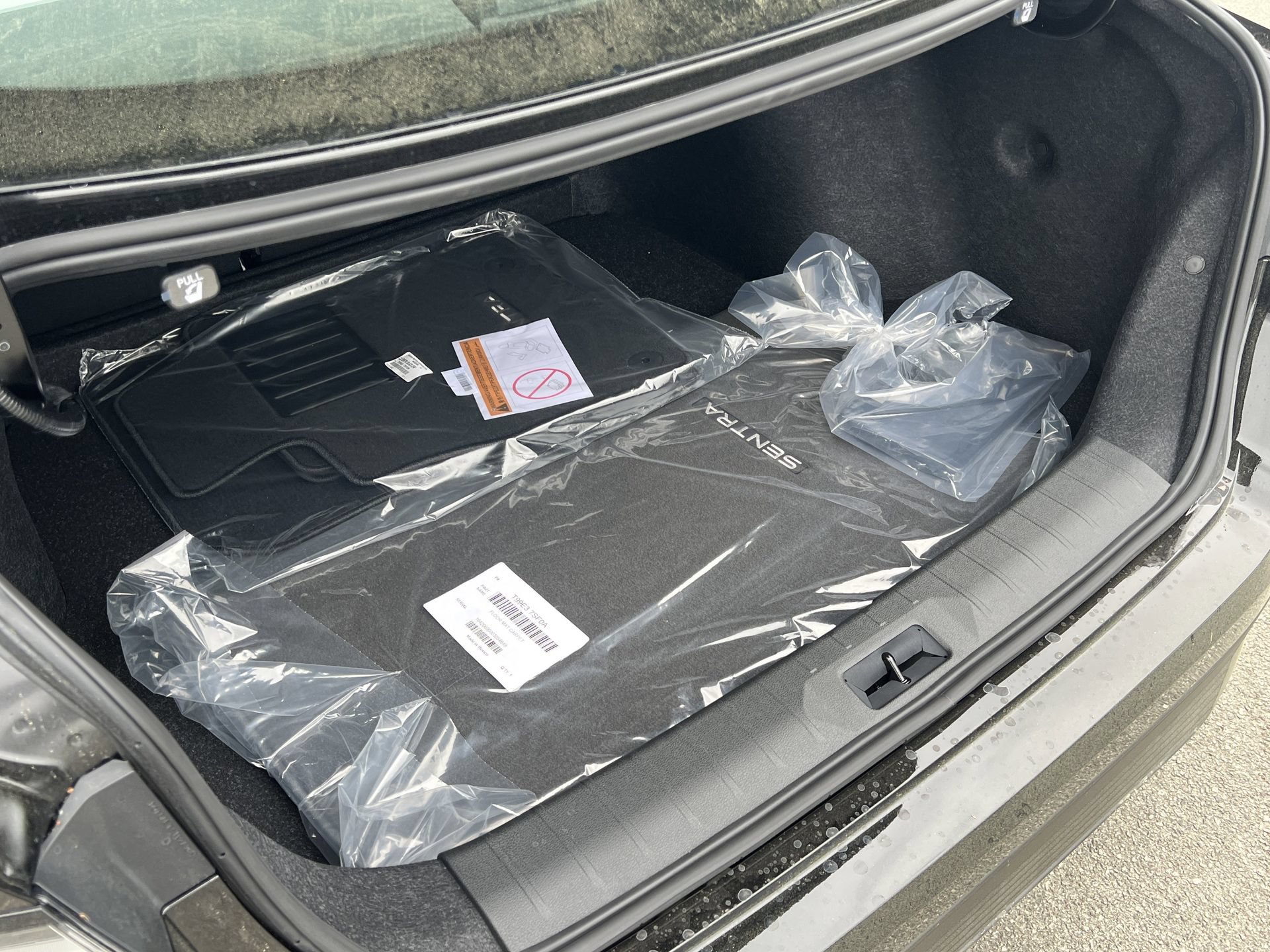 New 2026 Nissan Sentra SV w/ SV Convenience Package FWD image 18
