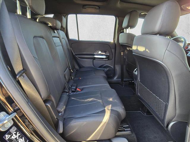 Used 2025 Mercedes-Benz GLB 250 image 18