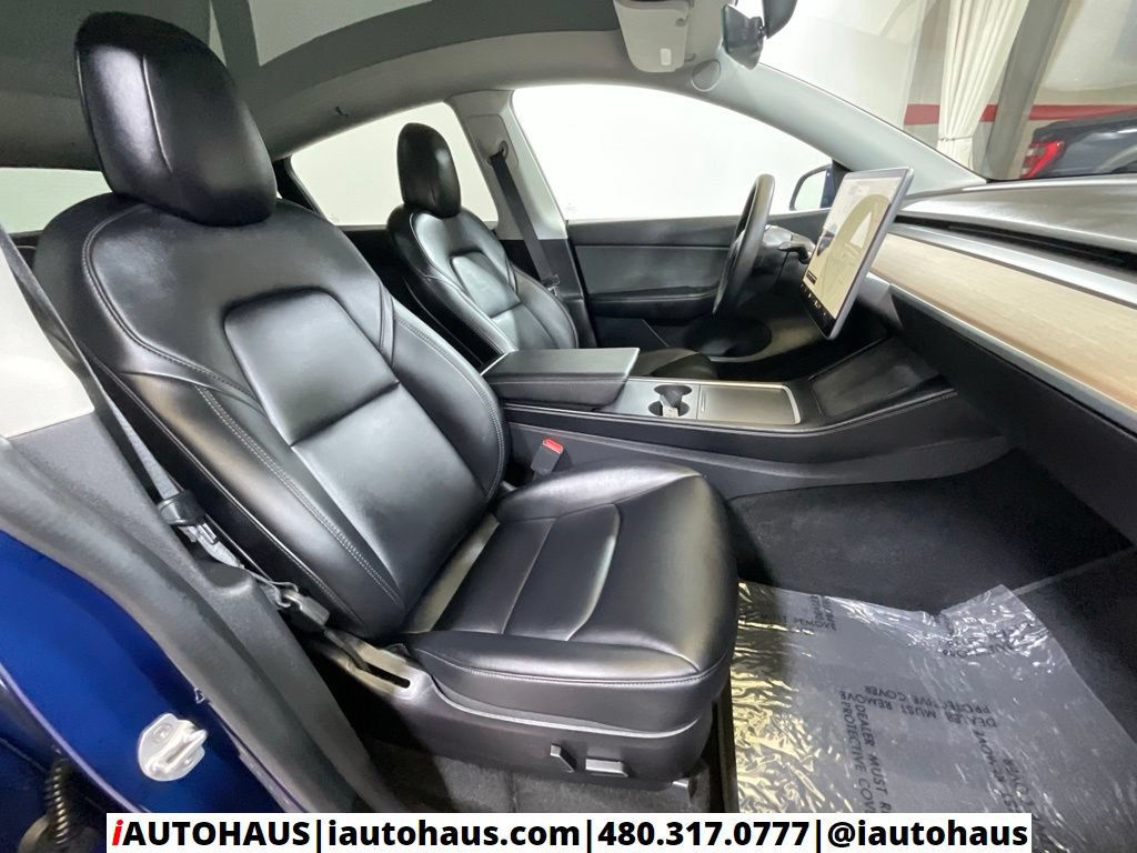 Used 2021 Tesla Model Y Long Range AWD/4WD image 25