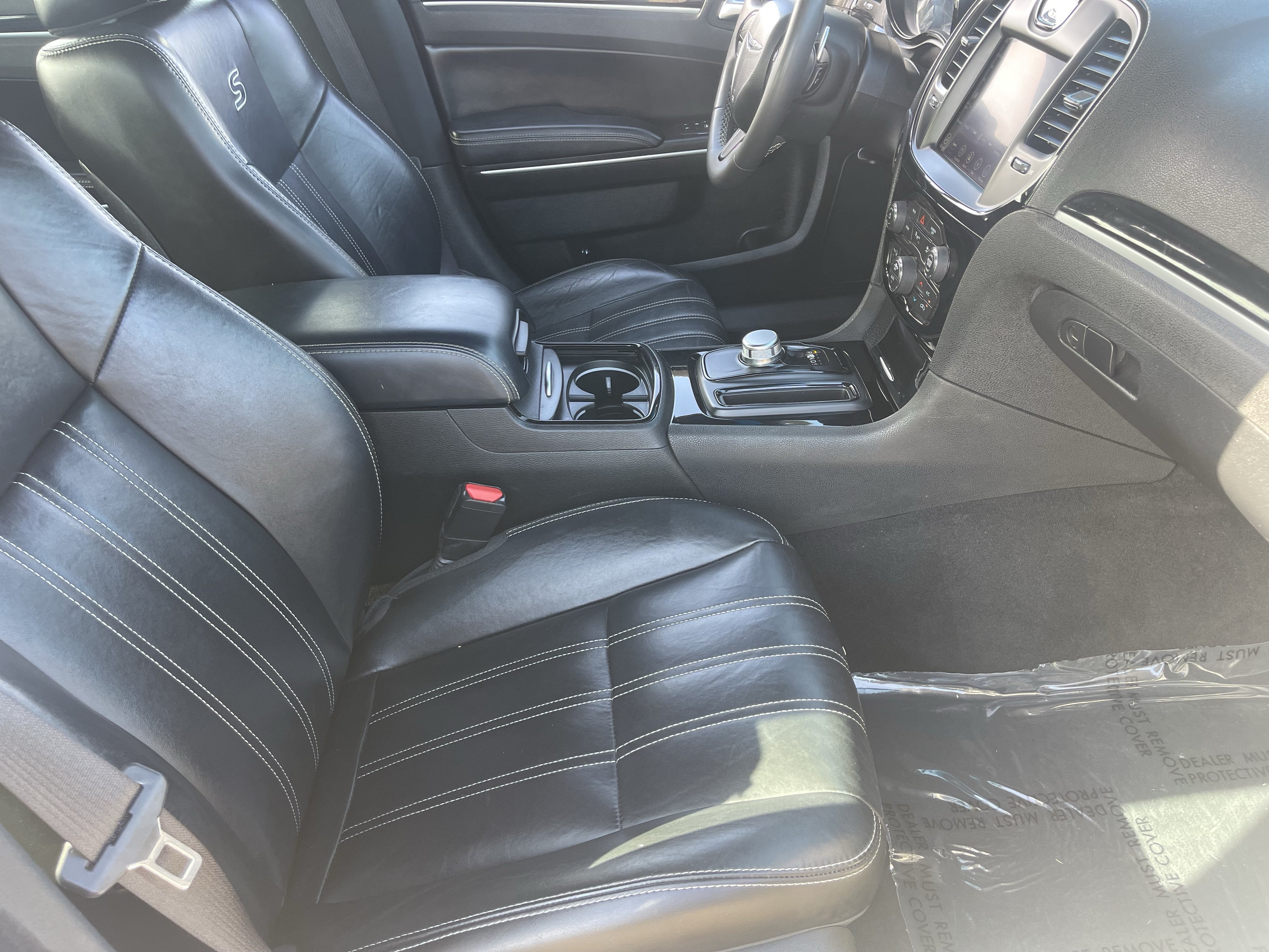 Used 2023 Chrysler 300 S RWD image 10