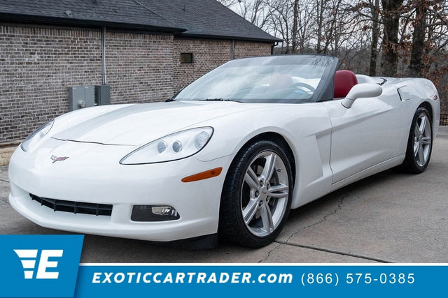 Used 2010 Chevrolet Corvette Convertible w/ Preferred Equipment Group image 1