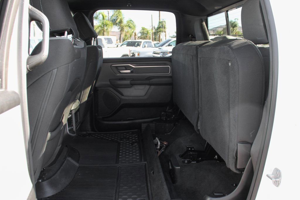 Used 2022 RAM 1500 Big Horn AWD/4WD image 34
