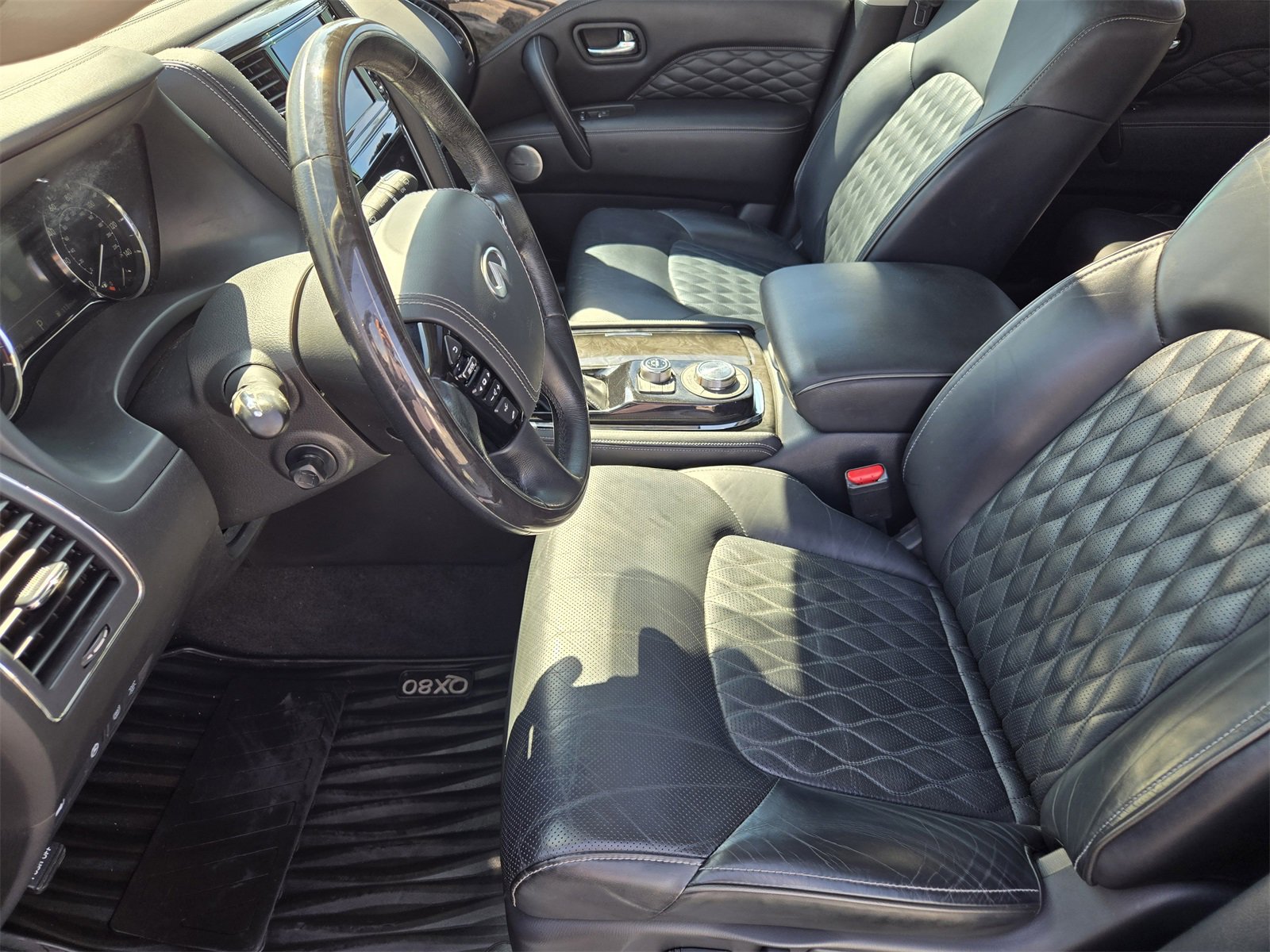 Used 2020 INFINITI QX80 Luxe w/ Sensory Package image 11