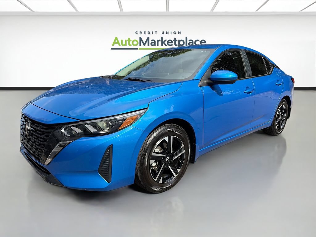 Used 2025 Nissan Sentra SV FWD image 3