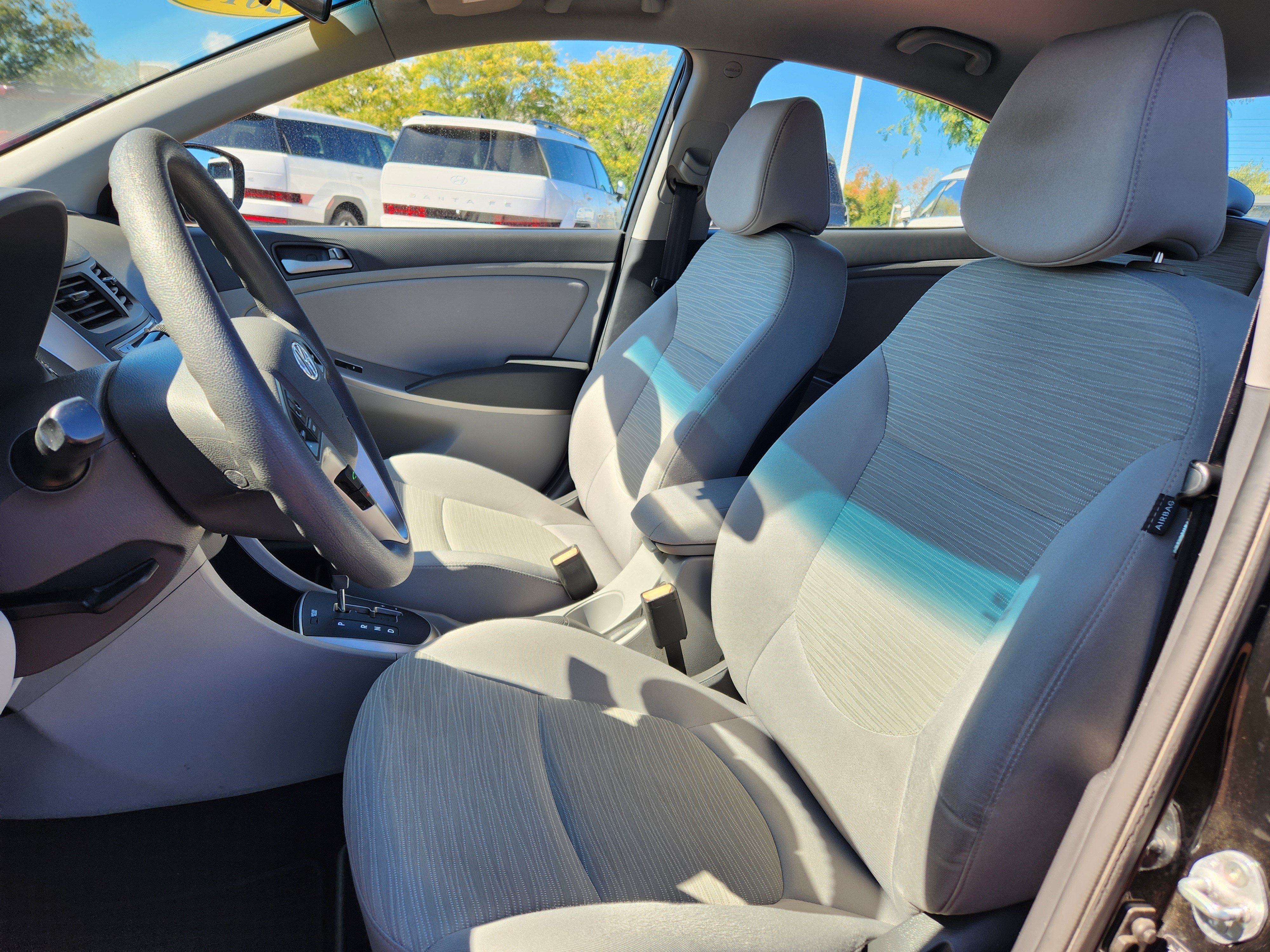 Used 2015 Hyundai Accent GLS w/ Option Group 02 FWD image 10