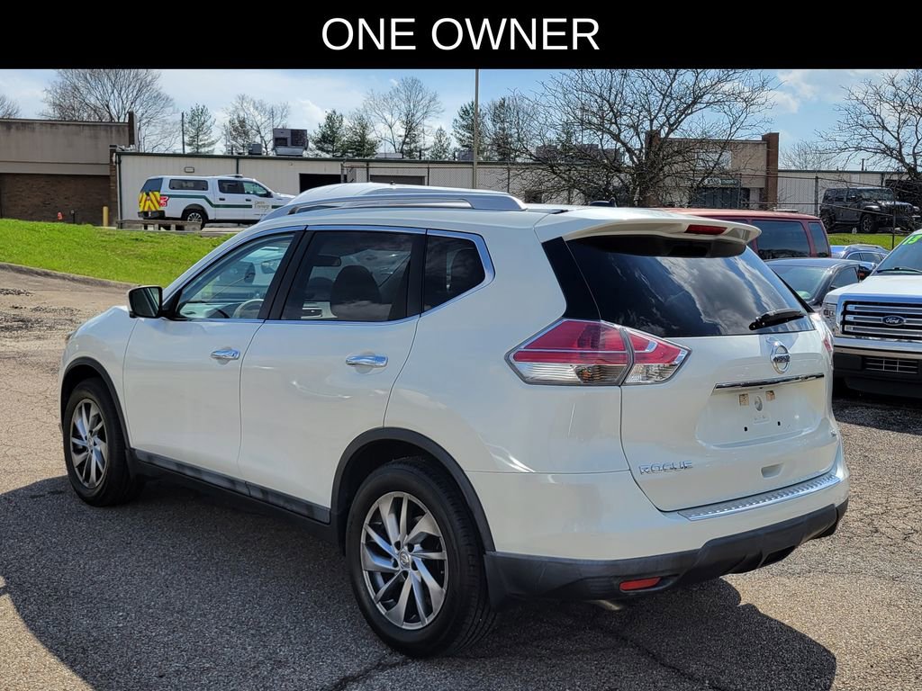 Used 2015 Nissan Rogue SL w/ SL Premium Package image 3