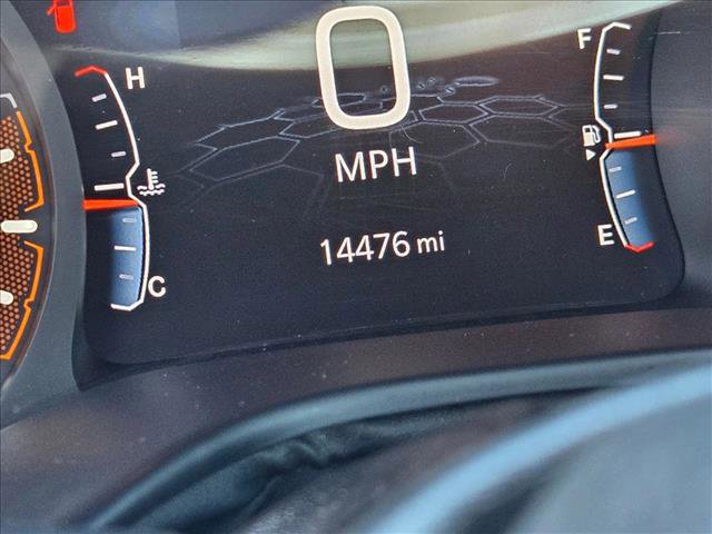 Used 2025 Jeep Compass Limited image 11