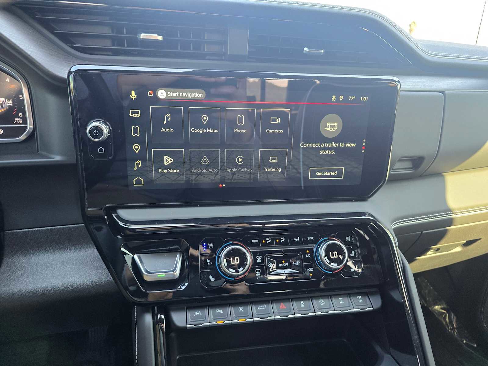 Used 2025 GMC Sierra 1500 AT4X image 27