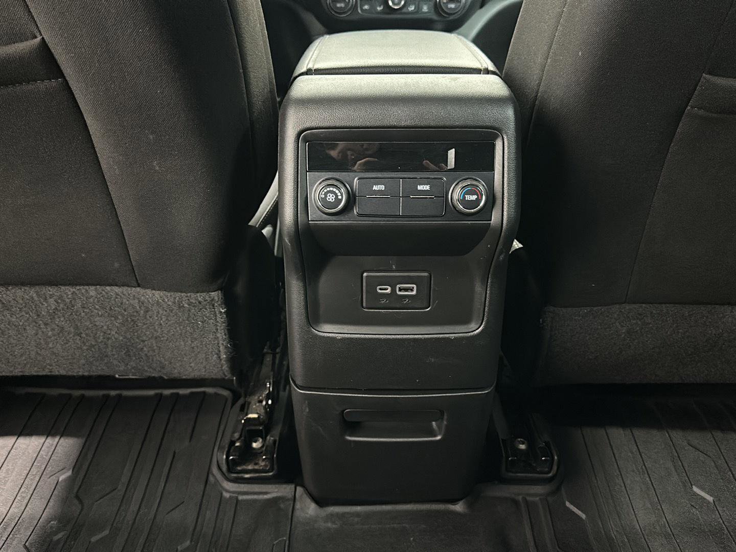 Used 2021 GMC Acadia SLE w/ Elevation Edition image 21