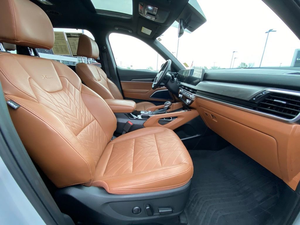 Used 2025 Kia Telluride EX X-Line AWD/4WD image 30