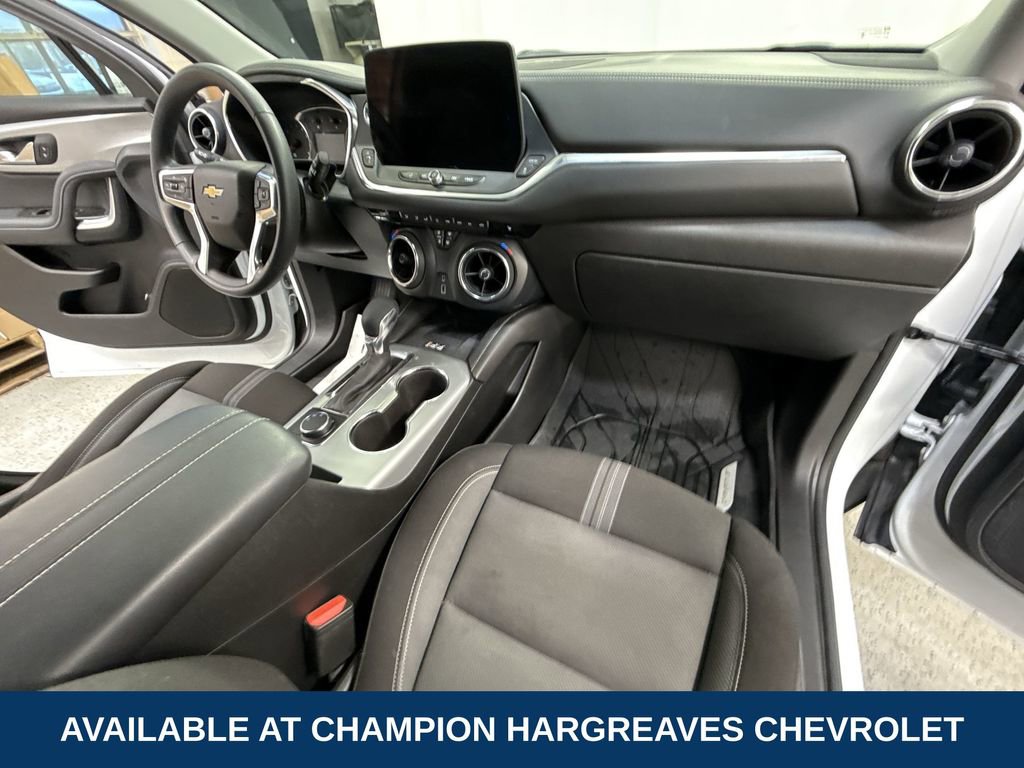 Certified 2024 Chevrolet Blazer LT w/ Convenience Package image 37