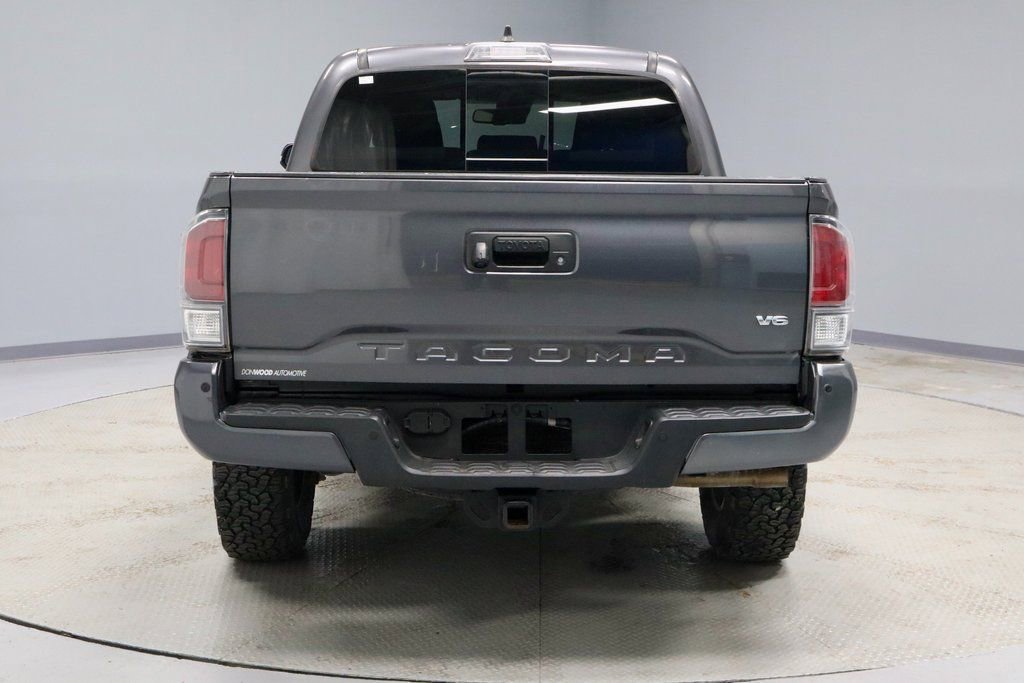 Used 2020 Toyota Tacoma TRD Off-Road w/ Technology Package image 9