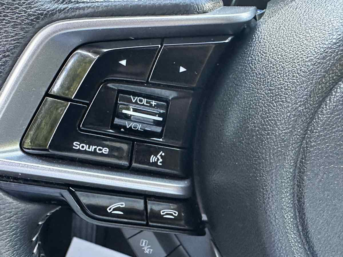 Used 2018 Subaru Outback 2.5i Limited AWD/4WD image 31