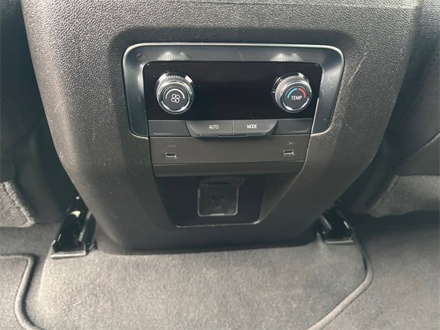 Used 2025 Chevrolet Tahoe Z71 image 28