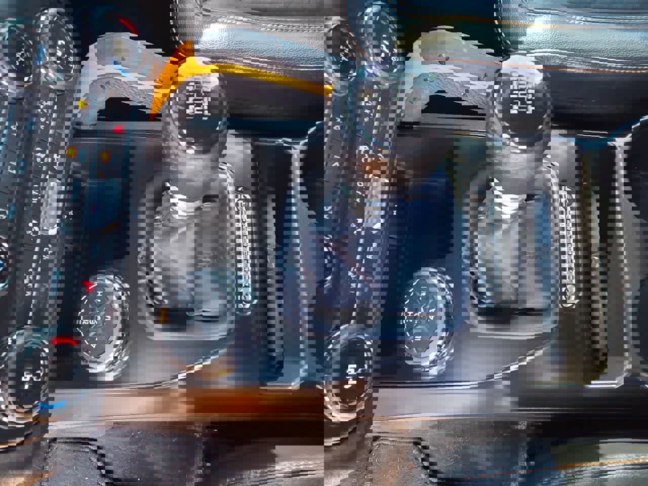 Used 2021 Ford Bronco Badlands image 21