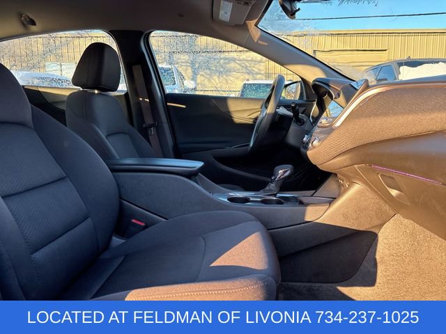 Used 2025 Chevrolet Malibu LT image 26
