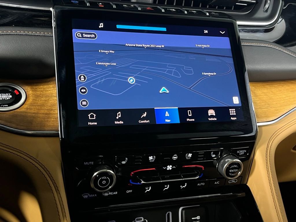 Used 2024 Jeep Grand Cherokee Summit image 17