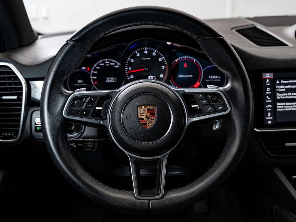Certified 2020 Porsche Cayenne AWD/4WD image 31